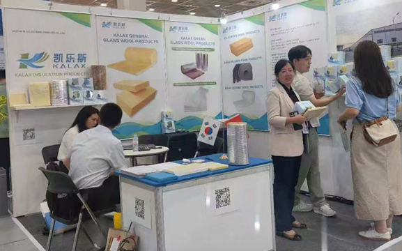 We showcases Premium Kalax Series at Seoul Building Materials Exhibition in South Korea​